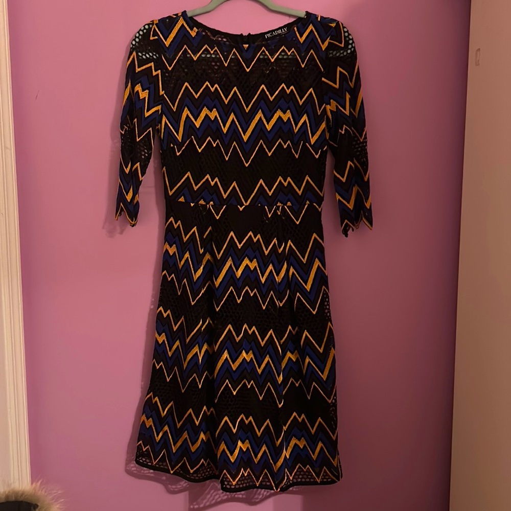 Knee Length Chevron Half Sleeve Dress